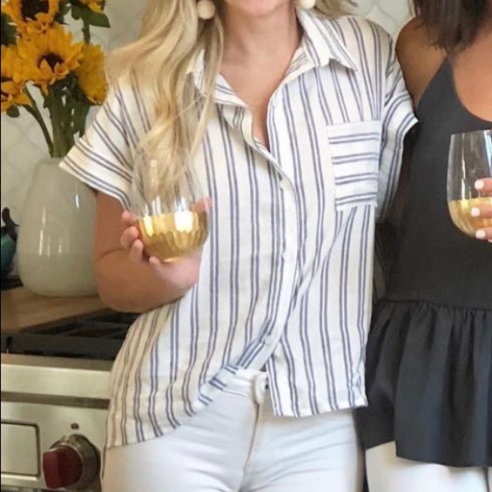 Oko Lifestyle Striped Button-down Shirt